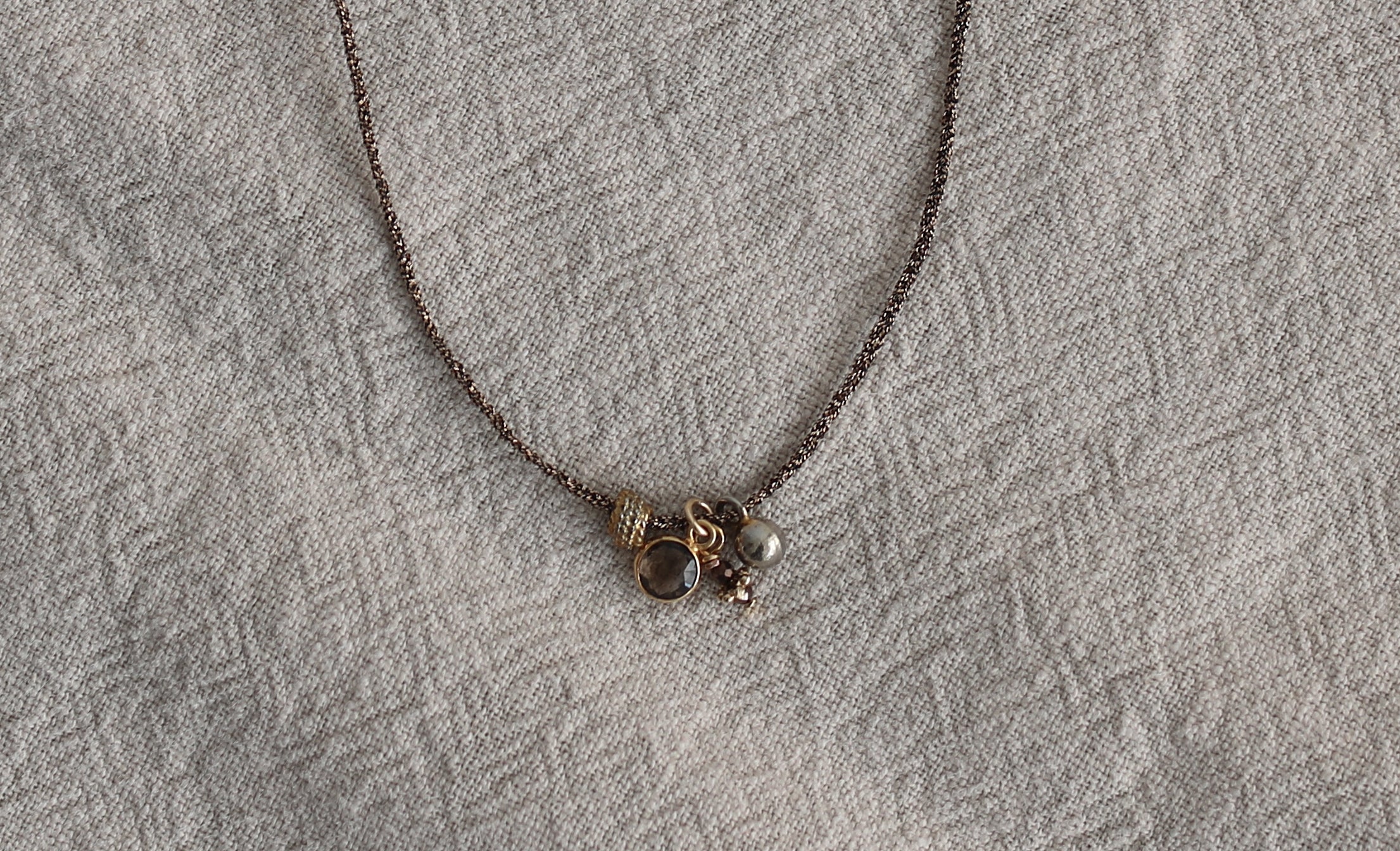 Collier Maquis