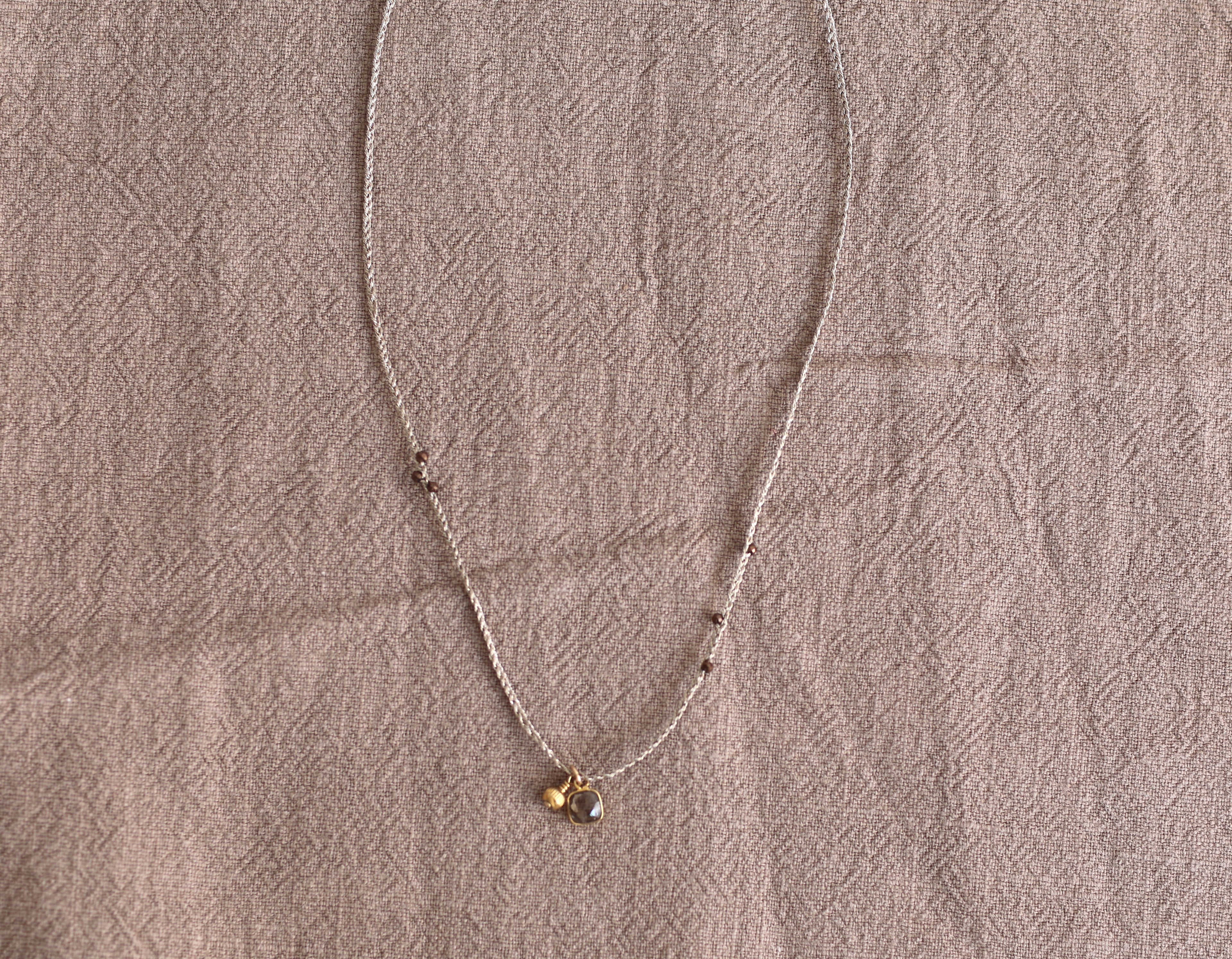 Collier Éthéré